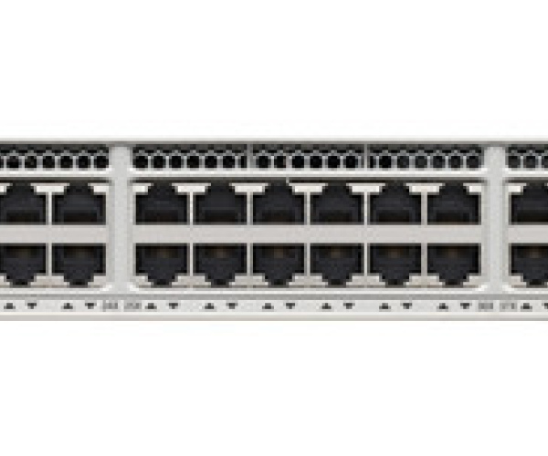 SWITCH CISCO 9200 – 24 PORTAS